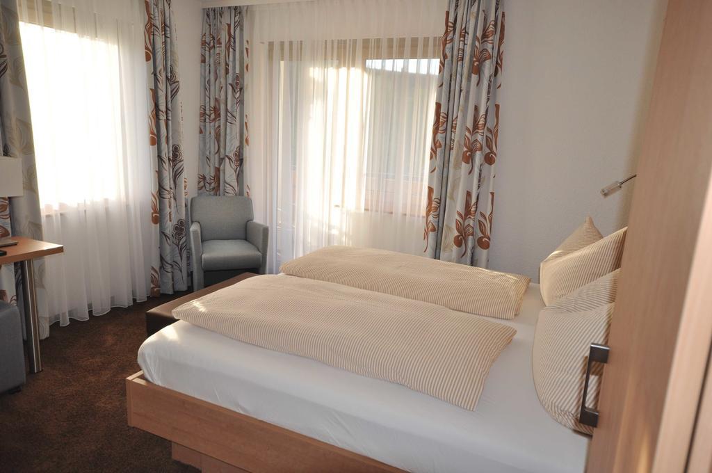 Hotel-Pension-Jasmin Rheinfelden  Dış mekan fotoğraf